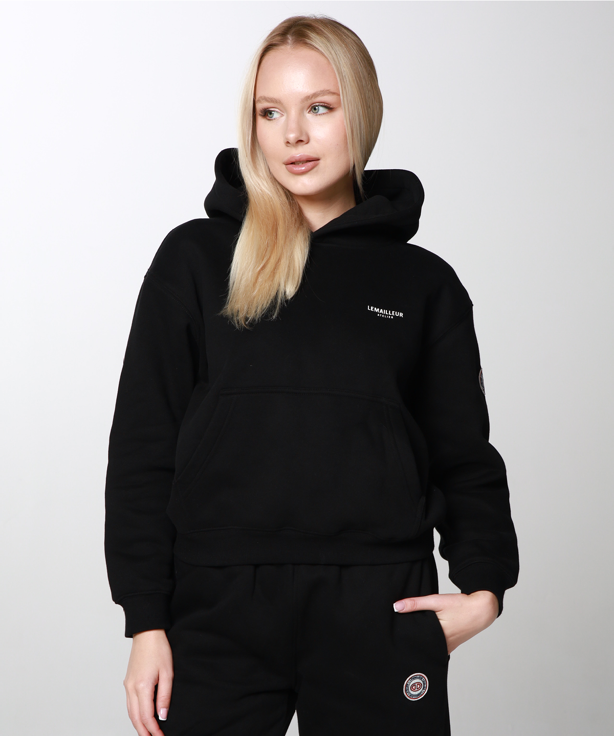 HOODIE BLACK